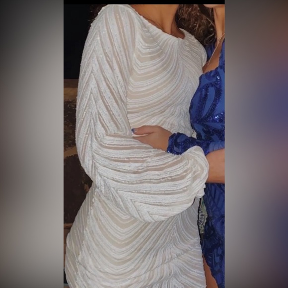 London Ivory Striped Sequin Gathered Sleeve Mini Dress - Picture 8 of 8